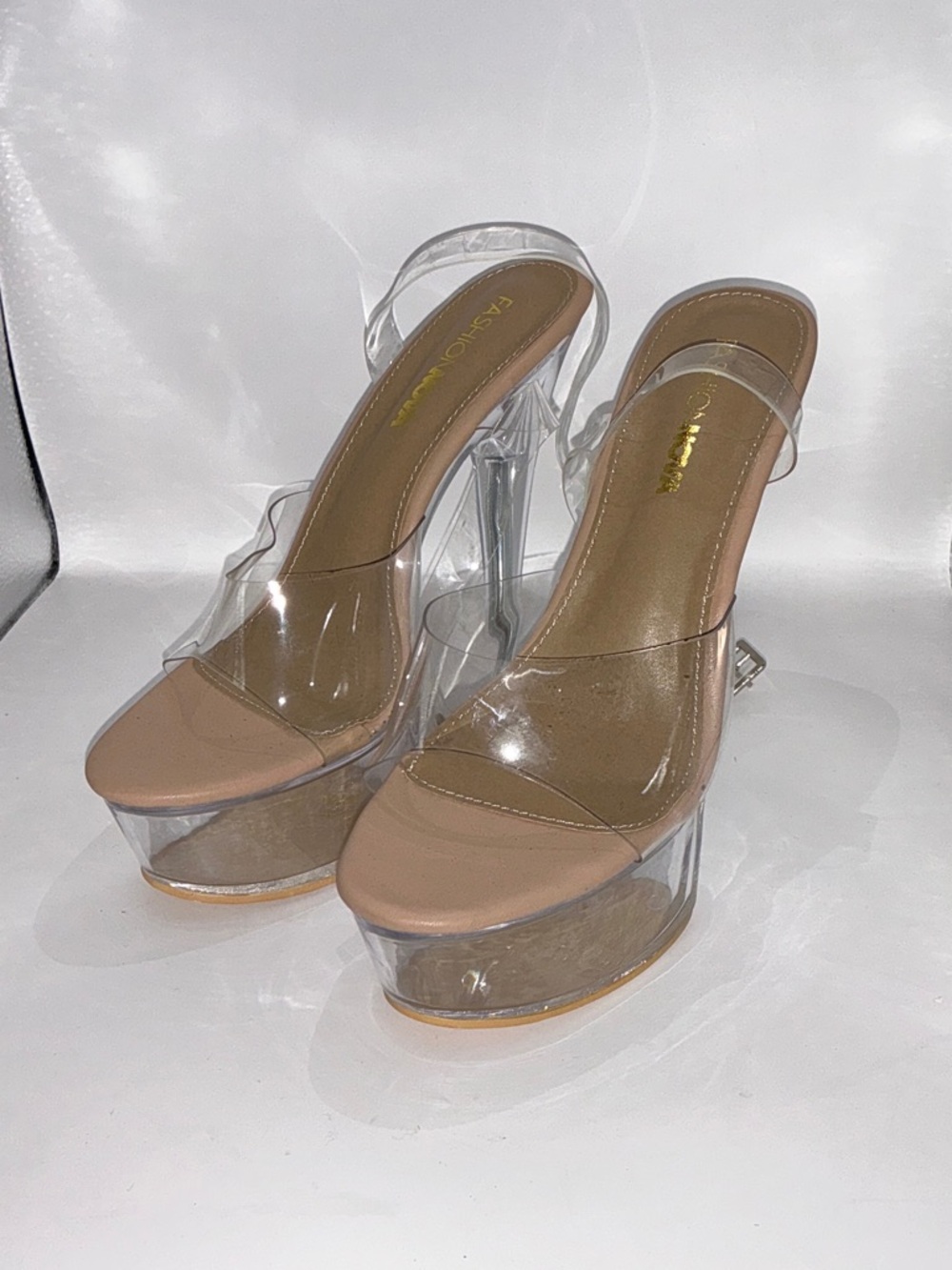 NEW Fashion Nova Clear Platform Open Toe Heels with beige Insole
